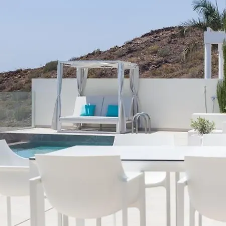 Aqualeo Вілла *