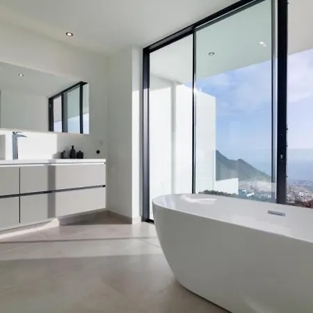 Svb Aqualeo Villa