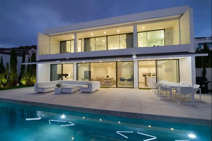 Aqualeo Villa Costa Adeje (Tenerife)